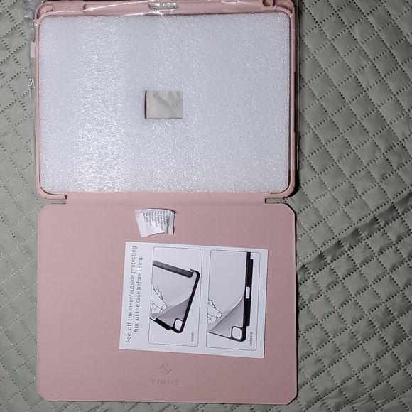 Fintie iPad 10th Gen 10.2 Hybrid Slim Clear Case Rose Gold - Picture 3 of 5